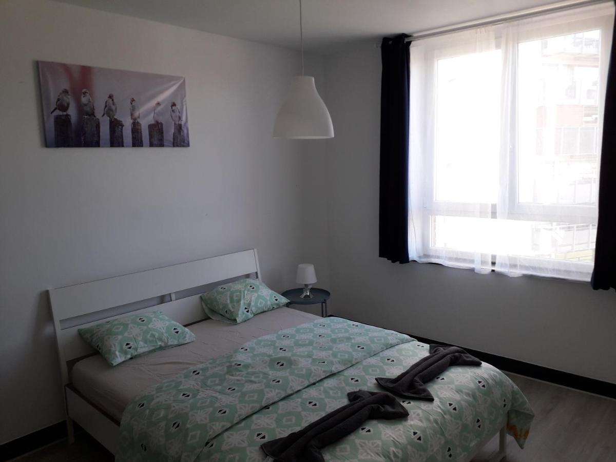 Leonard Room เลียจ ภายนอก รูปภาพ